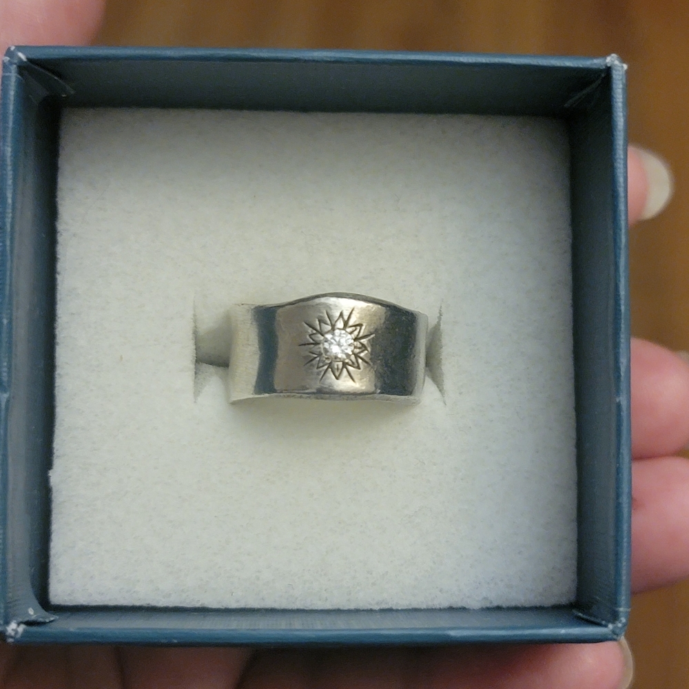 Lisa Leonard Sunburst Diamond Ring (Sterling Silver) Size 6